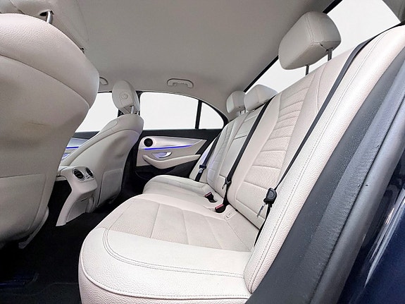 Mercedes-Benz E220 d 16 of 30