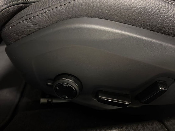 Volvo V60 7 of 17