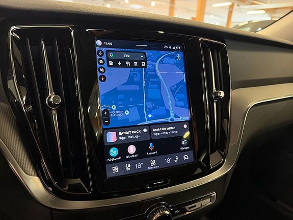 Volvo V60 8 of 17