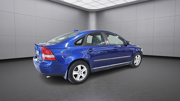 Volvo S40 6 of 9