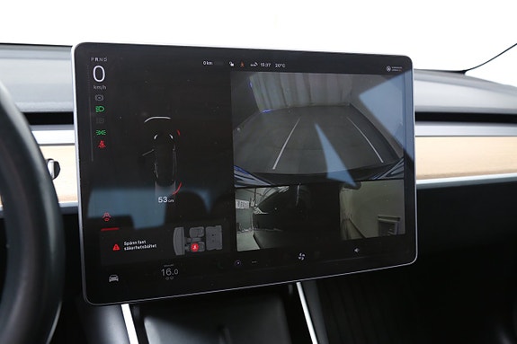 Tesla Model 3 22 of 27