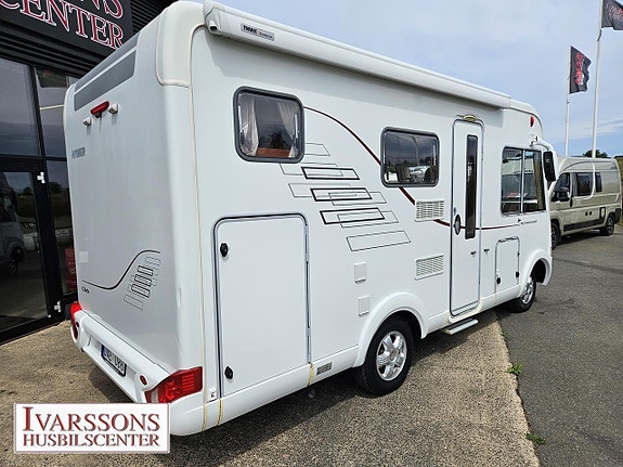 Hymer B 504 / Under 6m / Dubbelbädd / Stort Garage 5 of 5