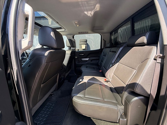 Chevrolet Silverado 1500 10 of 10