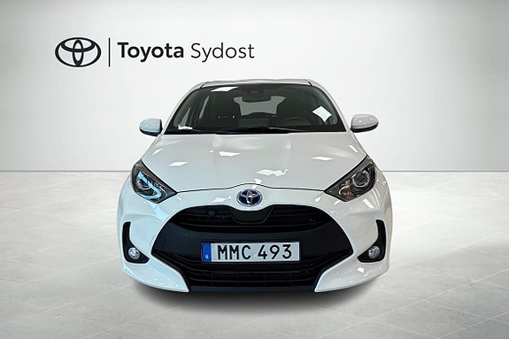 Toyota Yaris 5 of 5