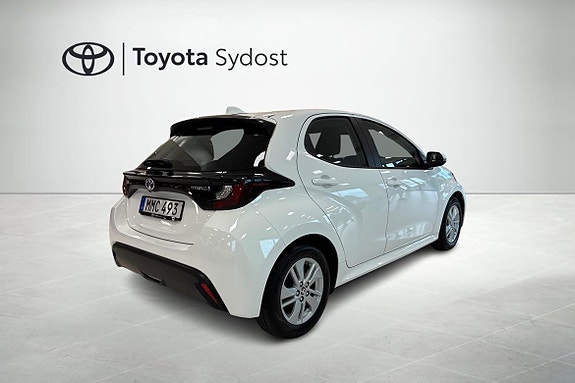 Toyota Yaris 17 of 18