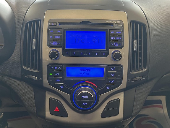 Hyundai i30 11 of 16