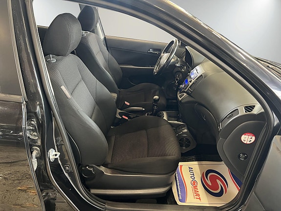 Hyundai i30 14 of 16