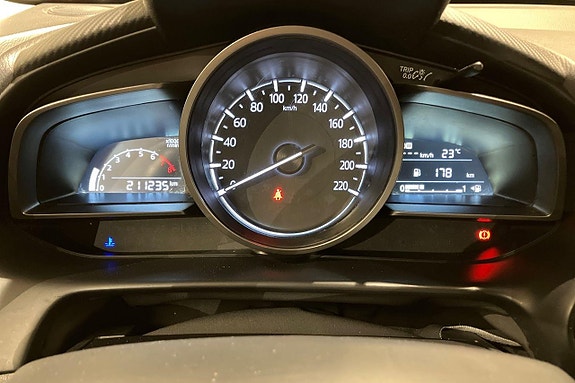 Mazda CX-3 13 of 21