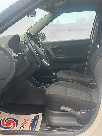 Skoda Fabia 14 of 14