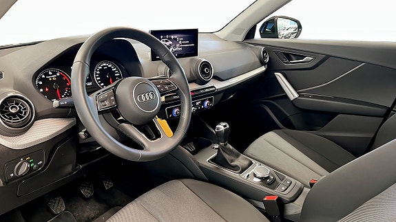 Audi Q2 8 of 13