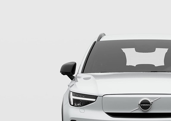 Volvo EX40 2 of 5