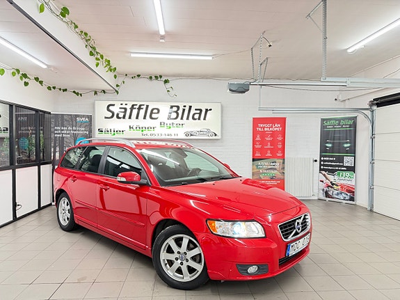 Volvo V50 4 of 5