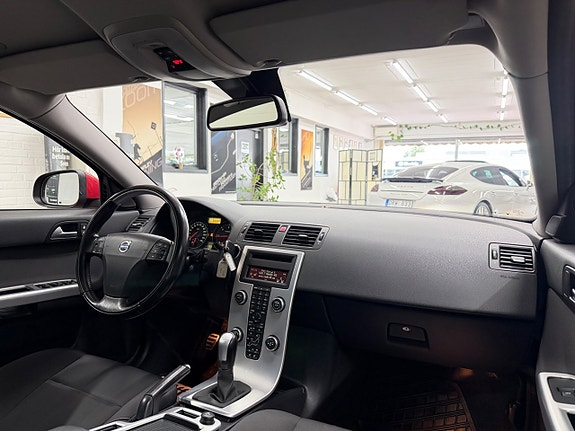 Volvo V50 18 of 28