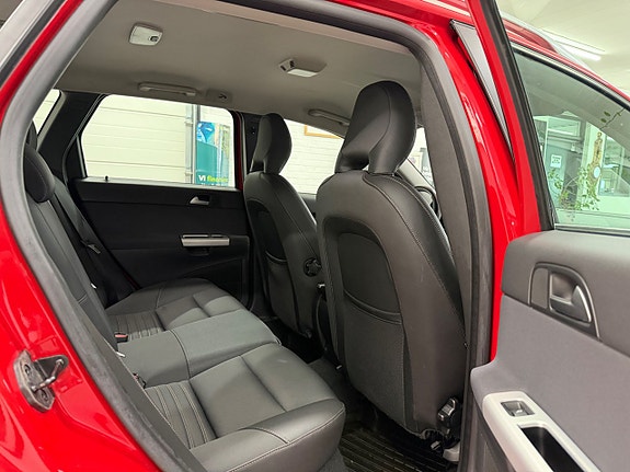 Volvo V50 17 of 28