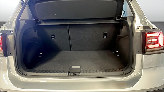 Volkswagen T-Cross 12 of 12