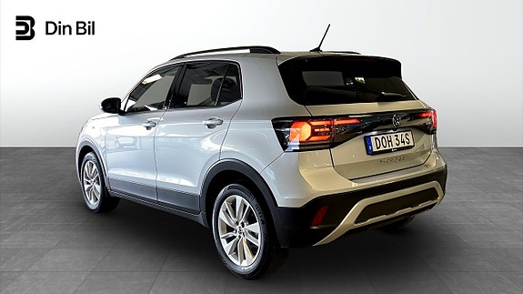Volkswagen T-Cross 3 of 12