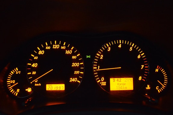 Toyota Avensis 12 of 21