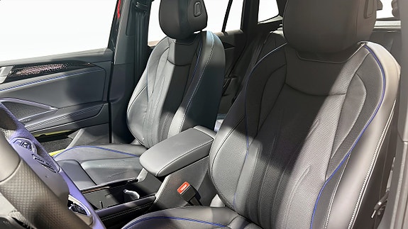 Volkswagen Tiguan 8 of 14