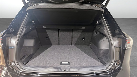 Volkswagen Tiguan 13 of 14