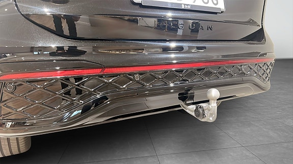 Volkswagen Tiguan 14 of 14