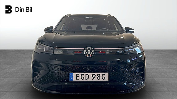 Volkswagen Tiguan 4 of 5