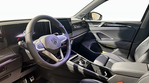 Volkswagen Tiguan 7 of 14