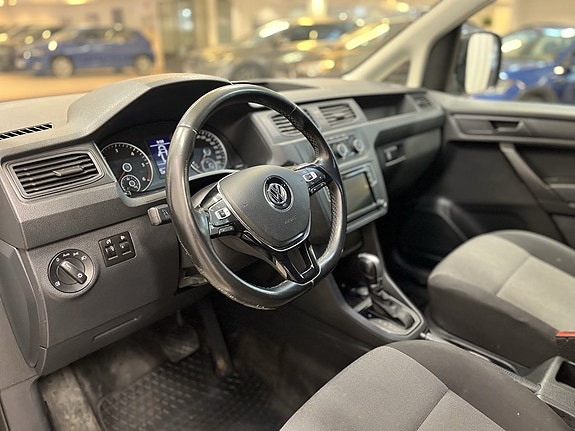 Volkswagen Caddy 9 of 12