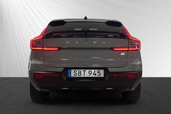 Volvo C40 2 of 5