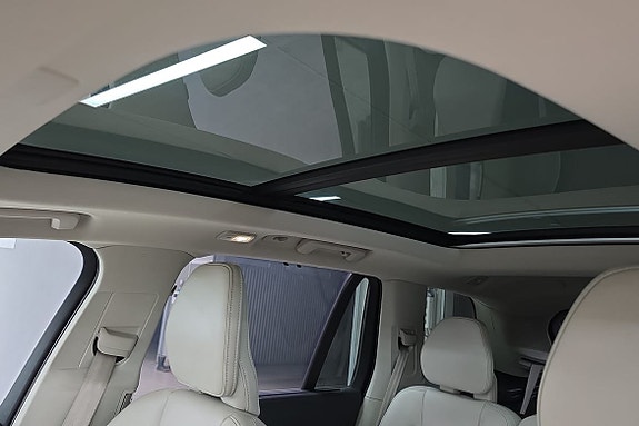 Volvo XC90 24 of 27