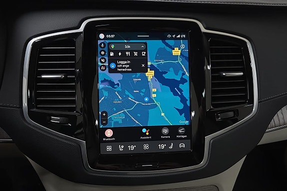 Volvo XC90 15 of 27