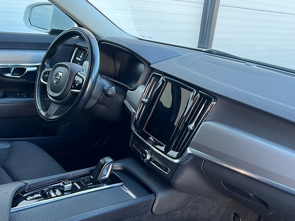 Volvo V90 11 of 18