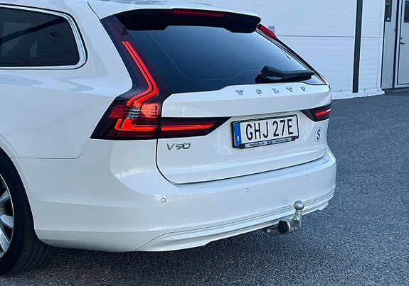 Volvo V90 8 of 18