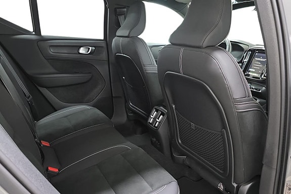Volvo EX40 10 of 24