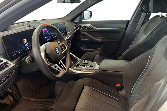 BMW i4 12 of 18