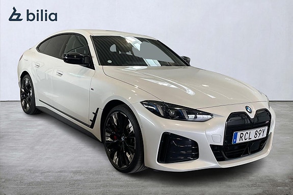 BMW i4 18 of 18