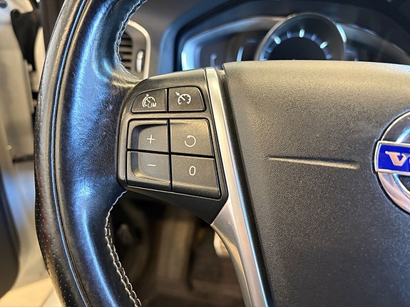 Volvo V60 21 of 22