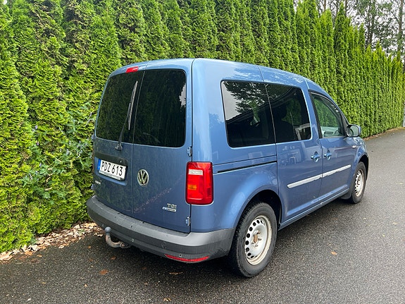 Volkswagen Caddy 2 of 5
