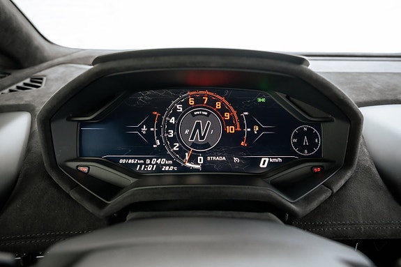 Lamborghini Huracan 13 of 13