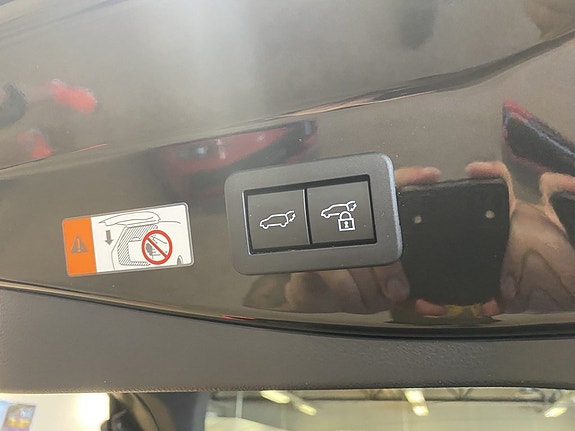 Toyota C-HR 6 of 20