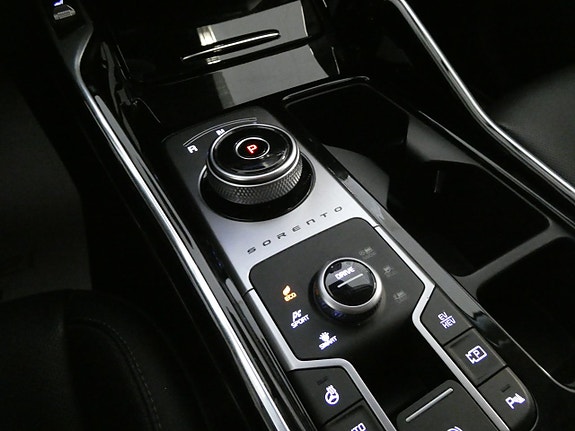 Kia Sorento 14 of 24