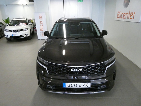 Kia Sorento 9 of 24