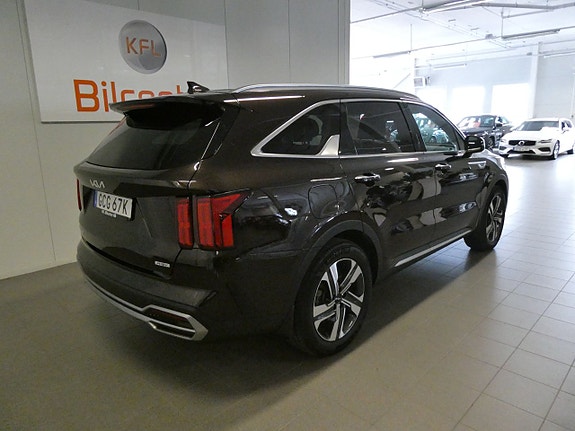 Kia Sorento 4 of 5
