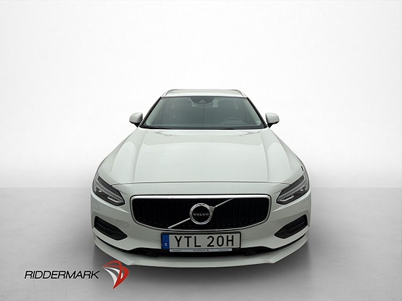 Volvo V90 2 of 5
