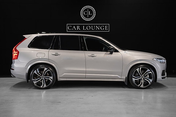 Volvo XC90 2 of 5