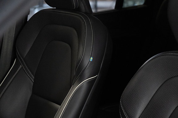 Volvo XC90 29 of 30