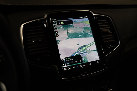 Volvo XC90 27 of 30