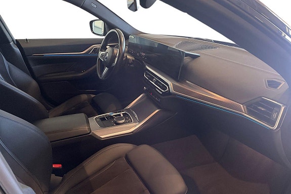 BMW i4 6 of 18
