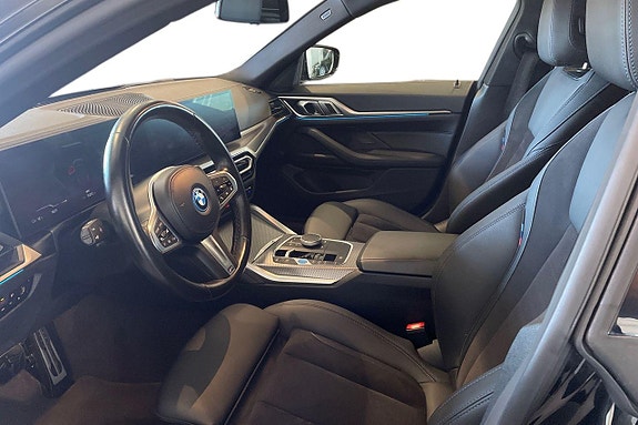 BMW i4 12 of 18
