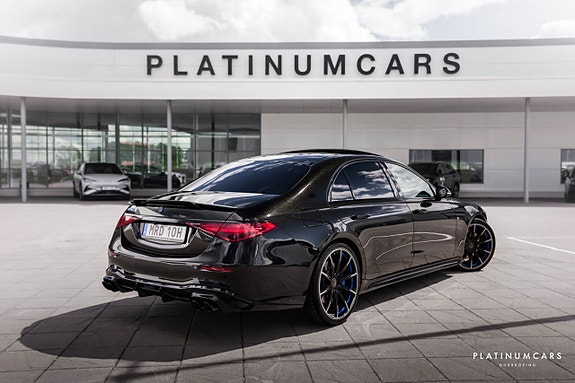 Mercedes-Benz S400 d 2 of 5