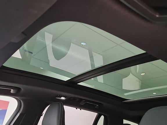 Volvo XC90 17 of 18